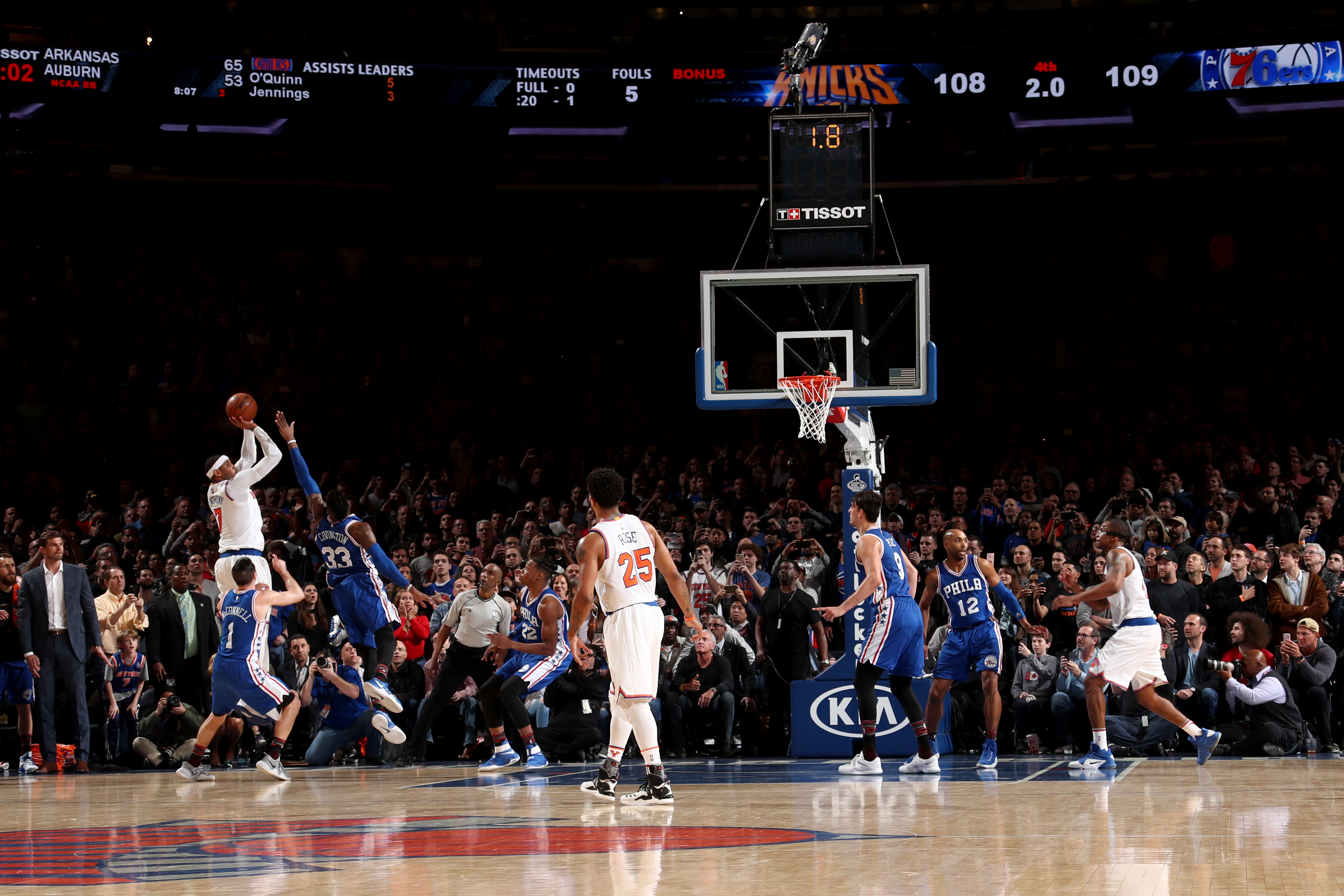 NEW YORK, NY - FEBRUARY 25: Carmelo Anthony #7 of the New York Knicks shoots the ball to win the game against the Philadelphia 76ers on February 25, 2017 at Madison Square Garden in New York City, New York. NOTE TO USER: User expressly acknowledges and agrees that, by downloading and or using this photograph, User is consenting to the terms and conditions of the Getty Images License Agreement. Mandatory Copyright Notice: Copyright 2017 NBAE (Photo by Nathaniel S. Butler/NBAE via Getty Images)
