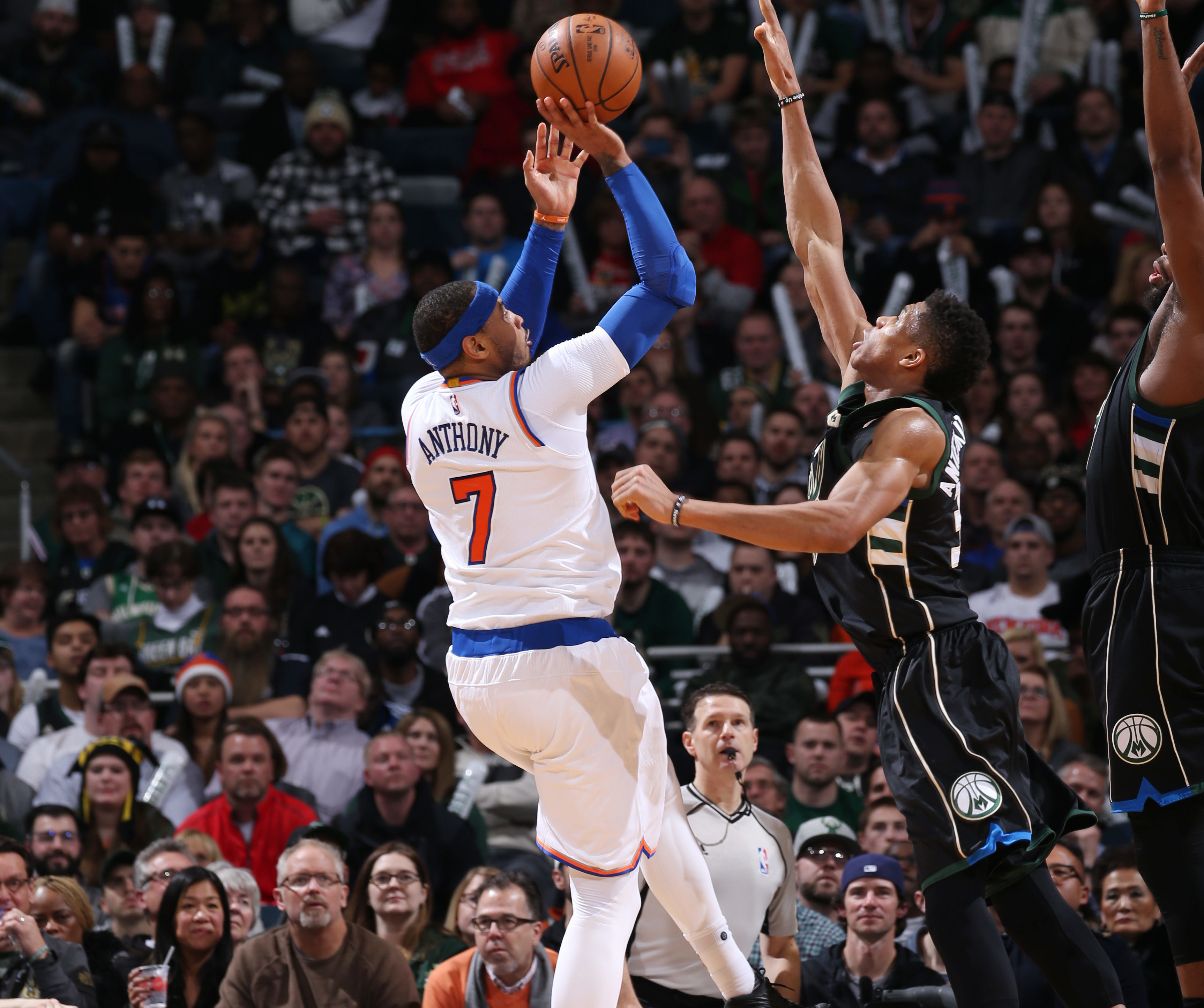 Melo, Knicks Get Retribution in Milwaukee - MSGNetworks.com