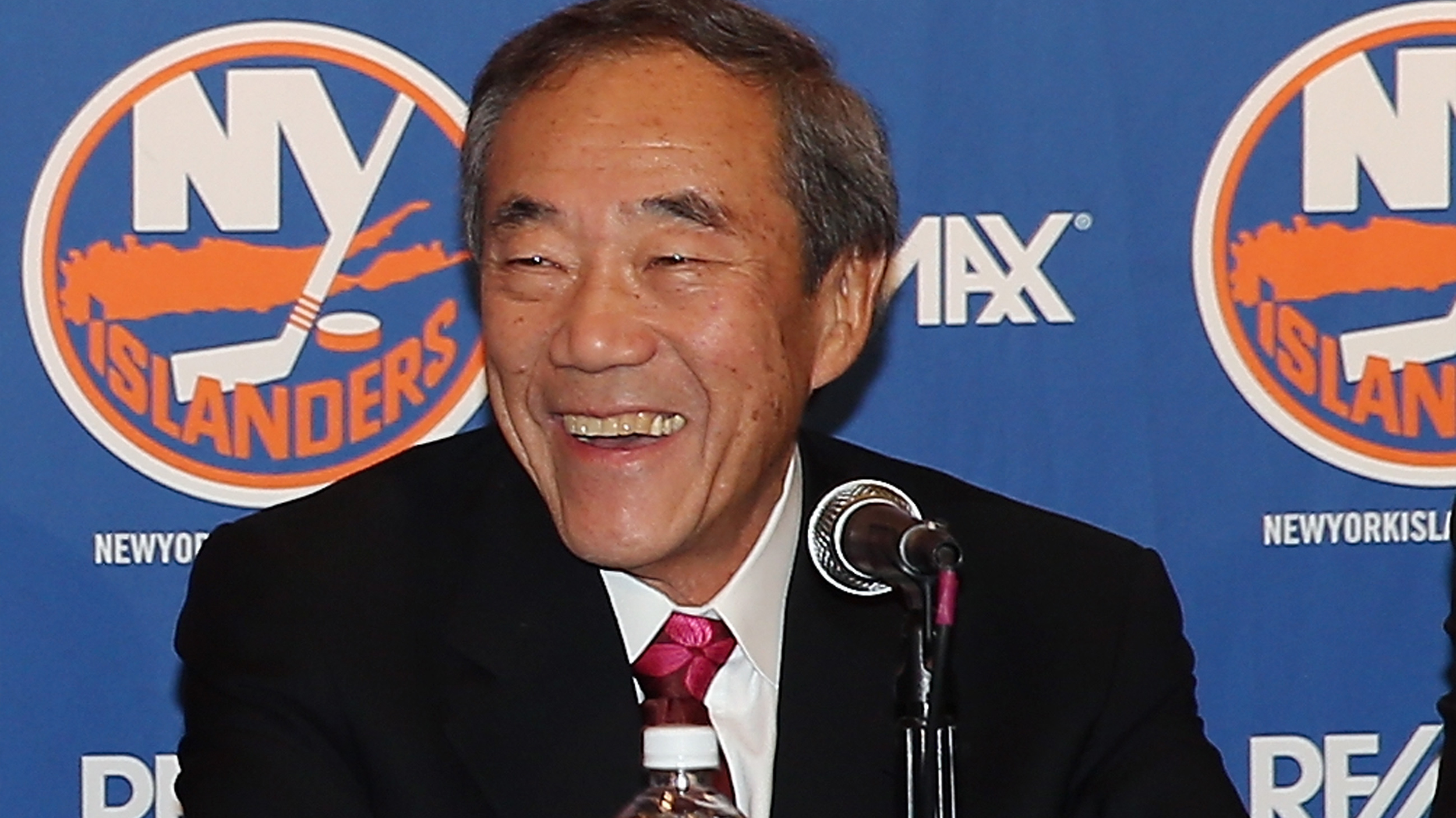 Isles Co-Owner Charles Wang Passes Away - MSGNetworks.com